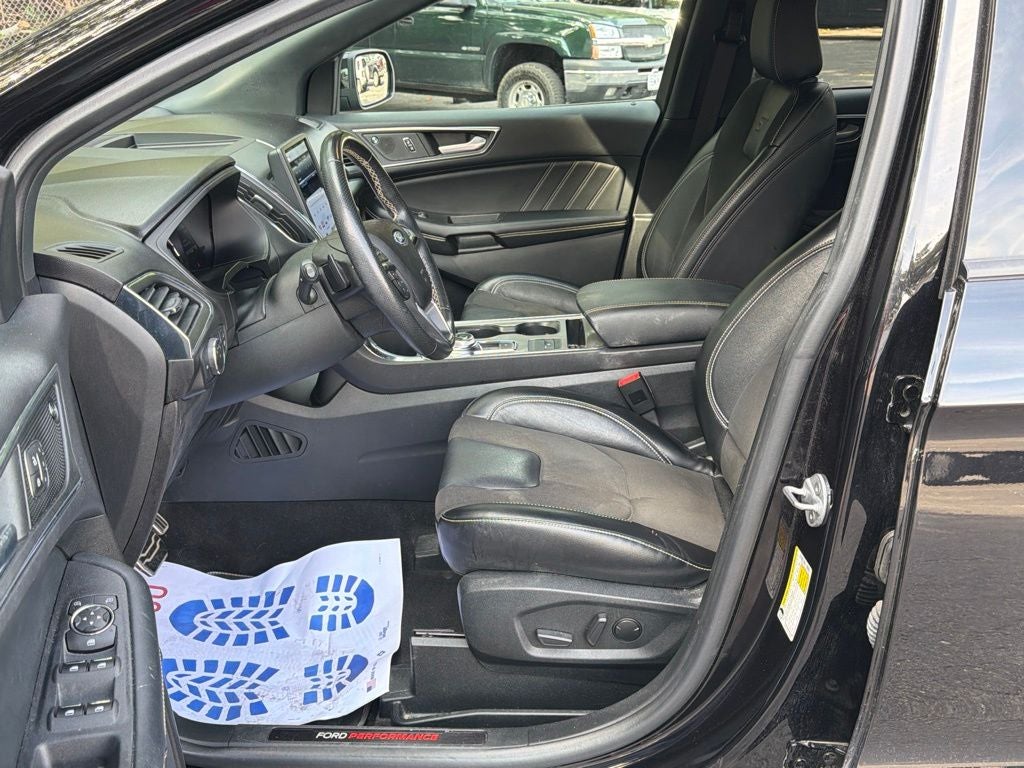 2022 Ford Edge ST