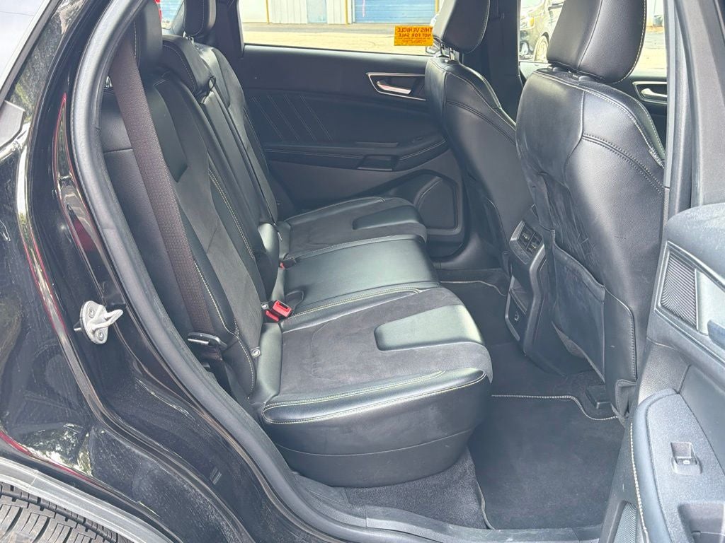 2022 Ford Edge ST