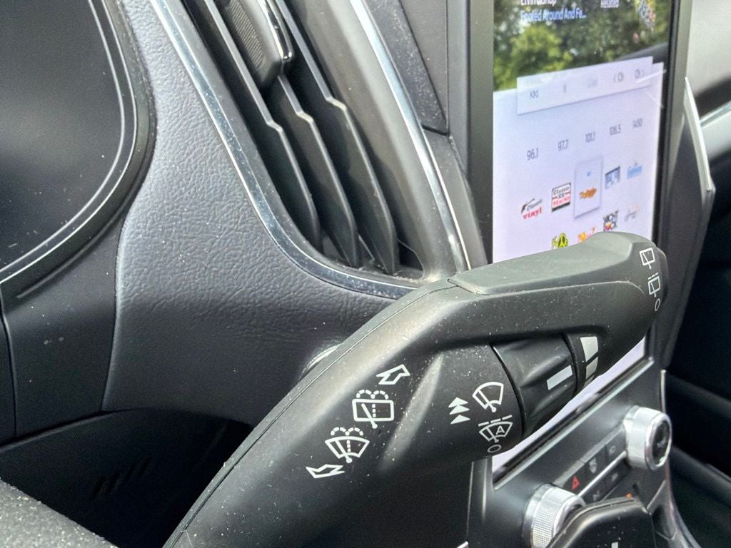 2022 Ford Edge ST