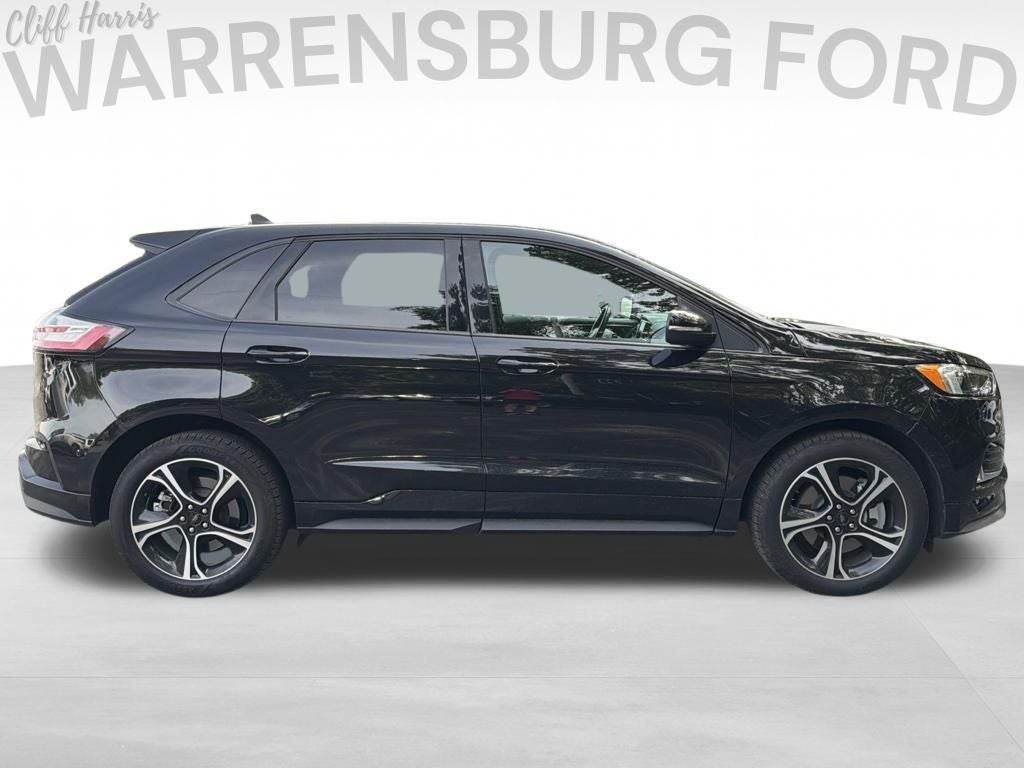 2022 Ford Edge ST