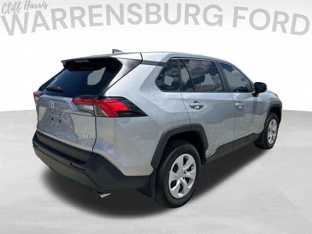 2024 Toyota RAV4 LE