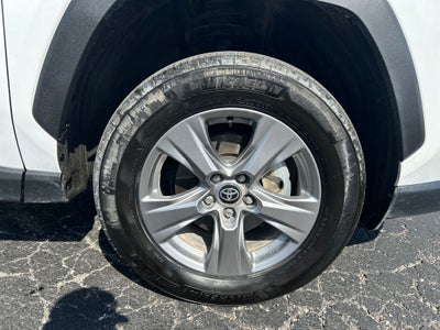 2024 Toyota RAV4 XLE