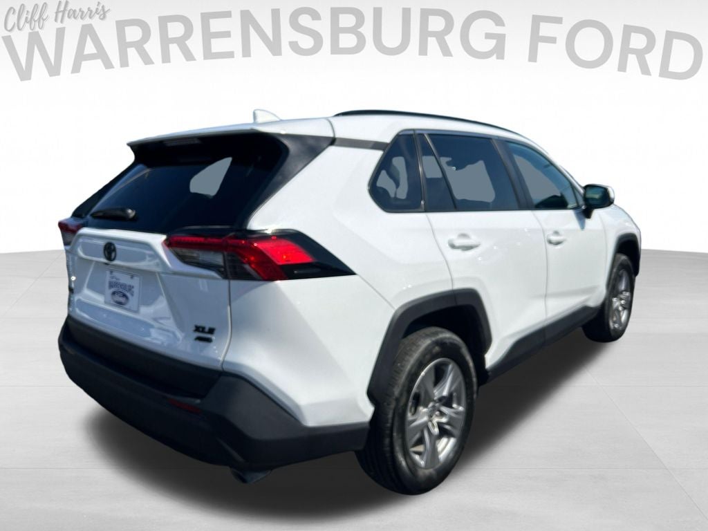 2024 Toyota RAV4 XLE