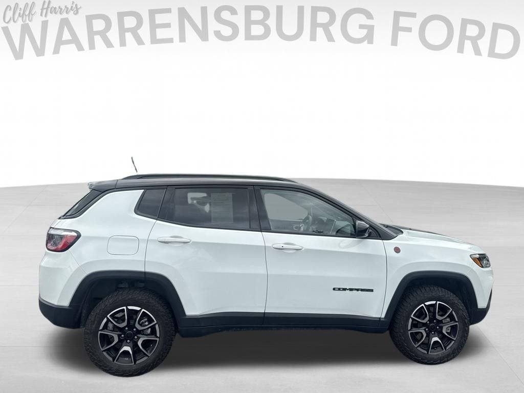 2025 Jeep Compass Trailhawk