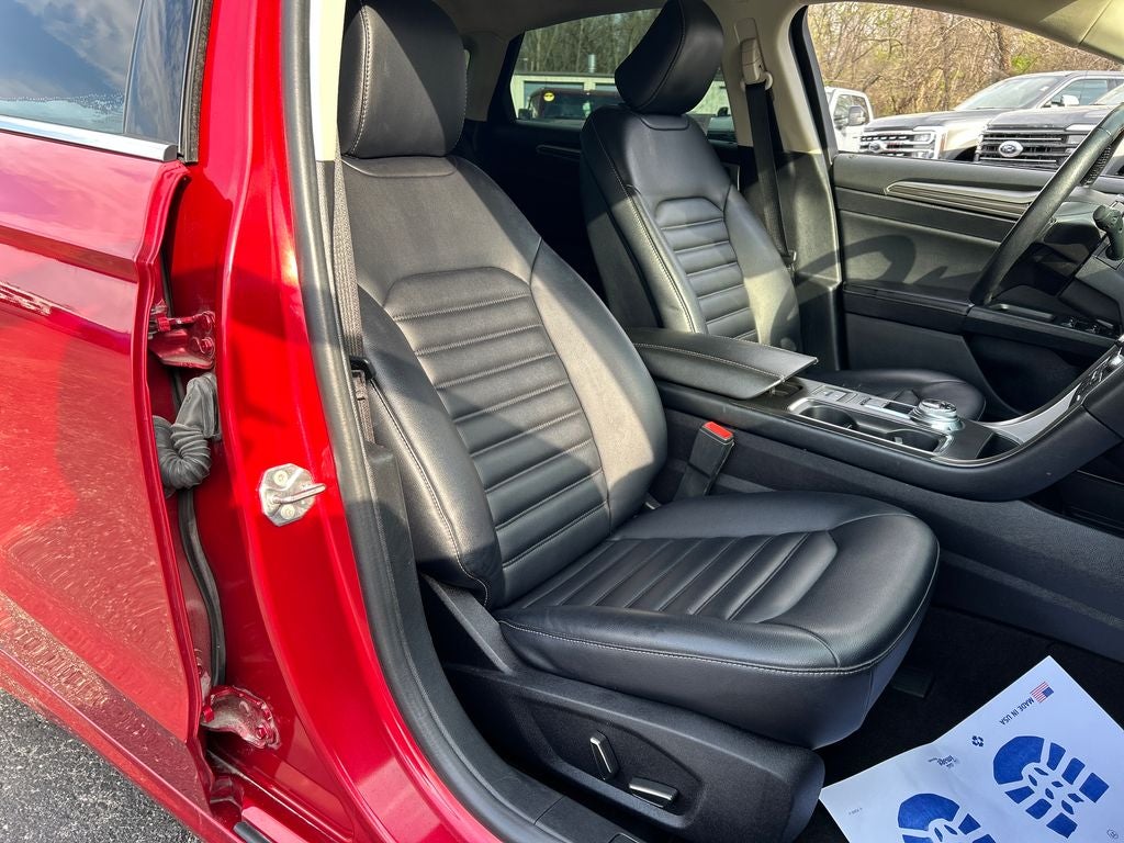 2020 Ford Fusion SEL