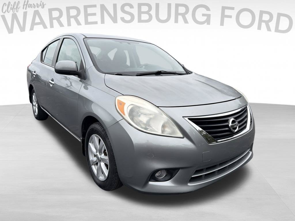 2012 Nissan Versa 1.6 SL