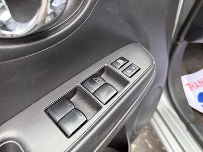 2012 Nissan Versa 1.6 SL
