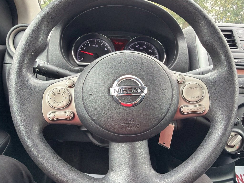 2012 Nissan Versa 1.6 SL