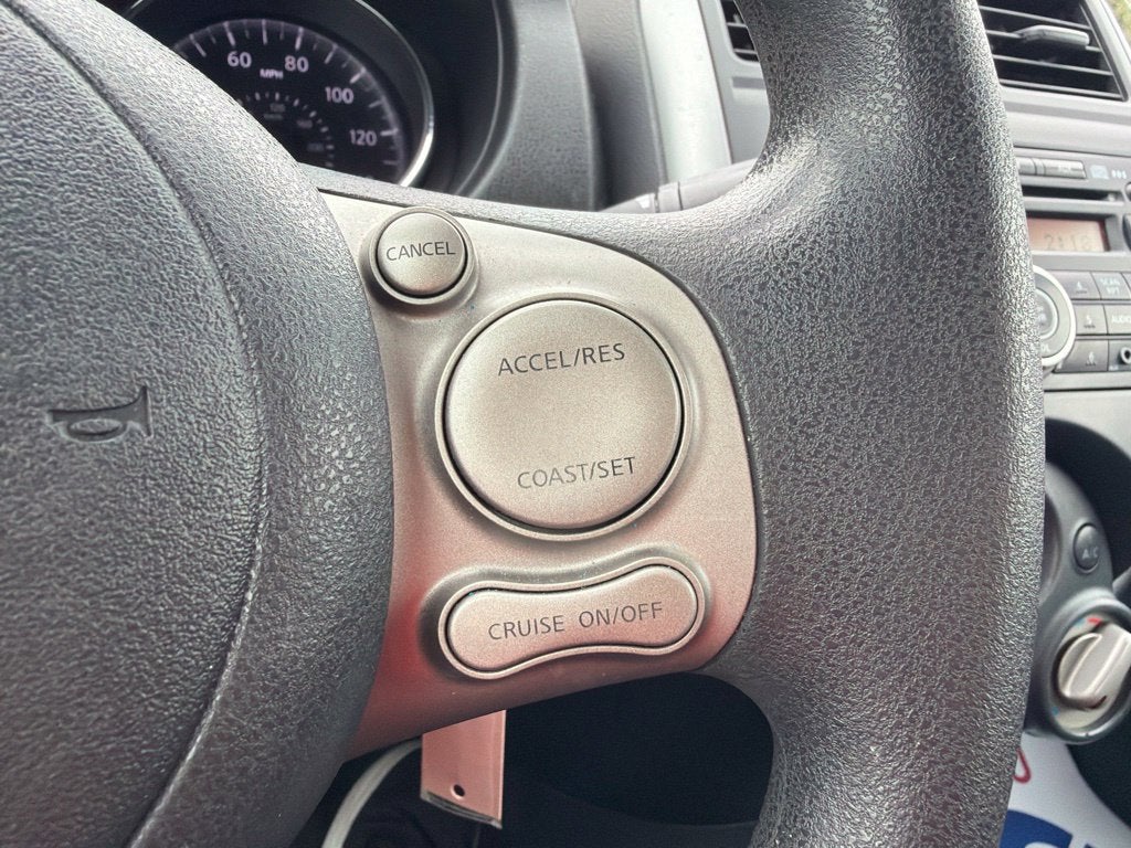 2012 Nissan Versa 1.6 SL