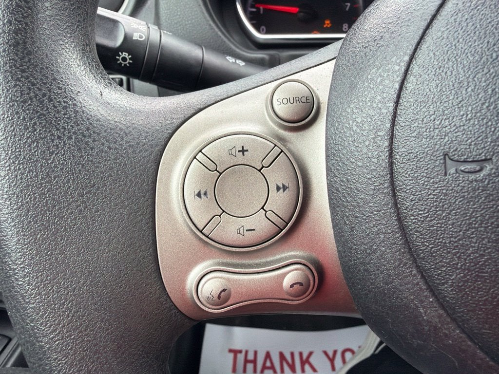 2012 Nissan Versa 1.6 SL