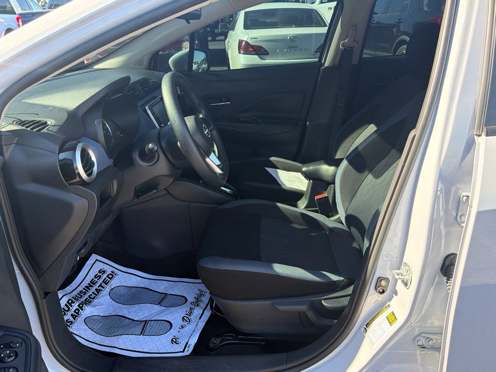 2024 Nissan Versa 1.6 SV