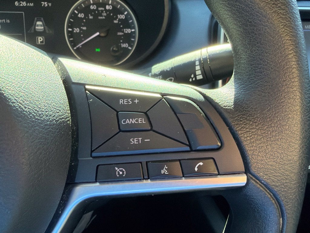 2024 Nissan Versa 1.6 SV