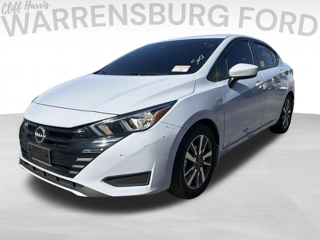 2024 Nissan Versa 1.6 SV