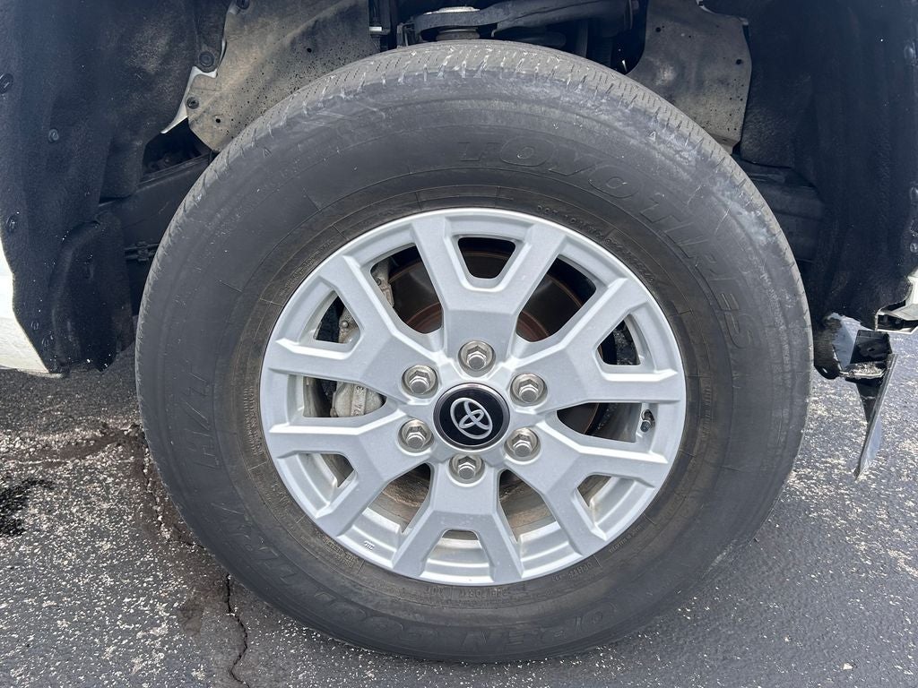 2025 Toyota Tacoma SR5