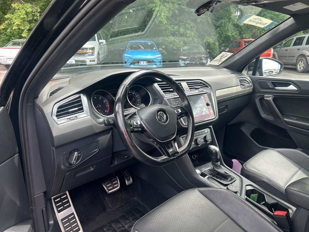 2021 Volkswagen Tiguan 2.0T SE R-Line Black