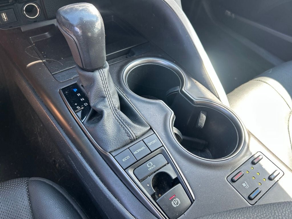 2022 Toyota Camry XSE V6