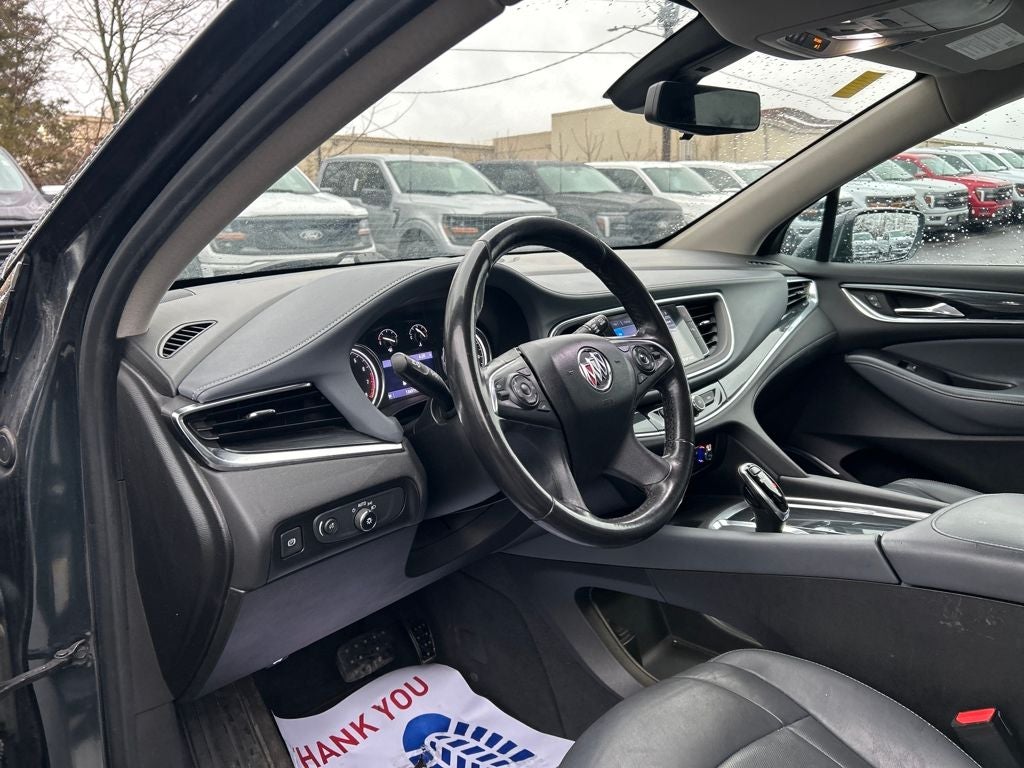 2020 Buick Enclave Essence