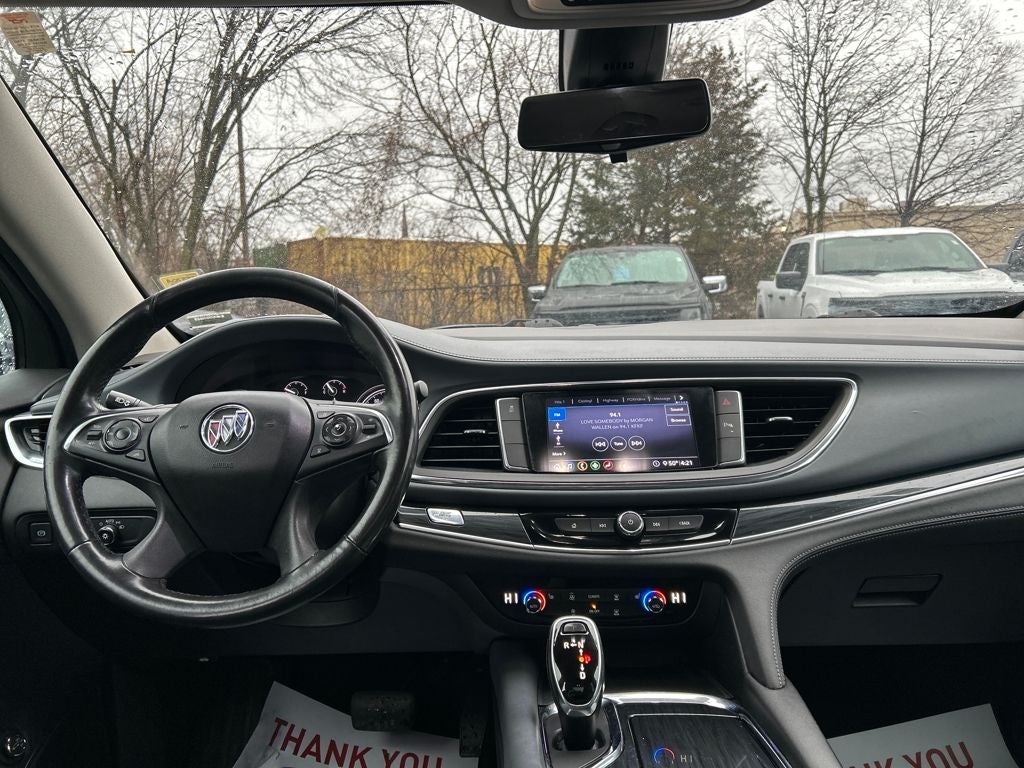 2020 Buick Enclave Essence