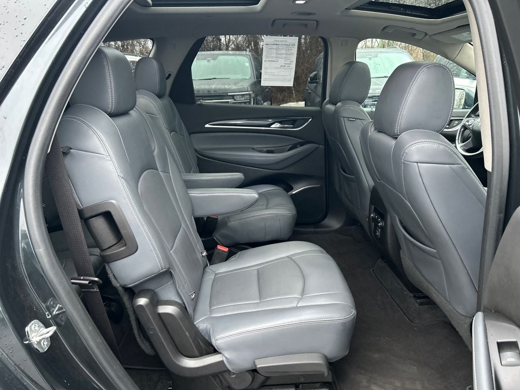 2020 Buick Enclave Essence