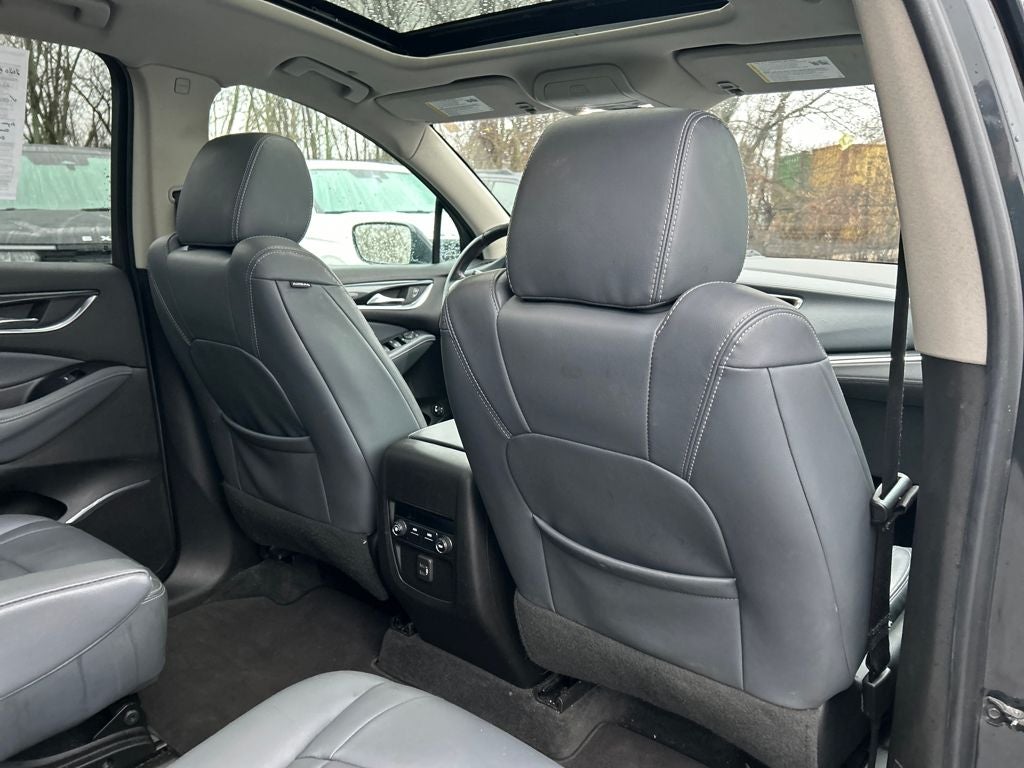 2020 Buick Enclave Essence