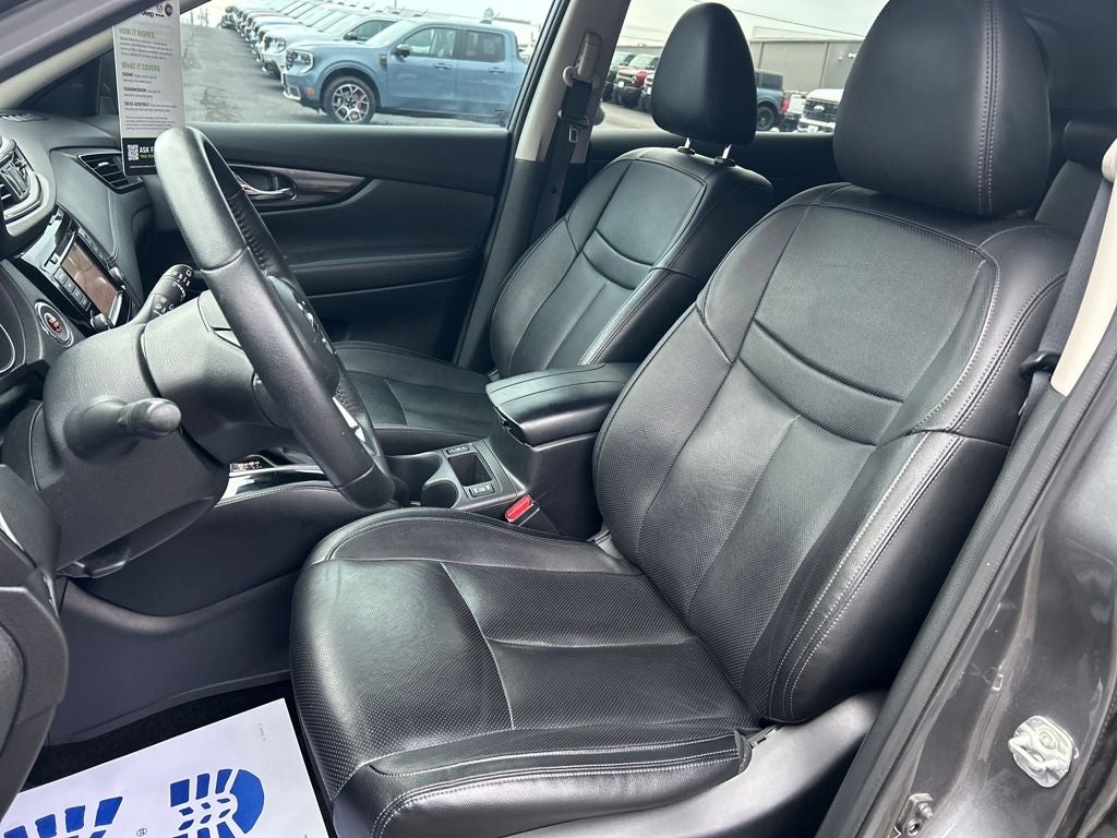 2020 Nissan Rogue SL