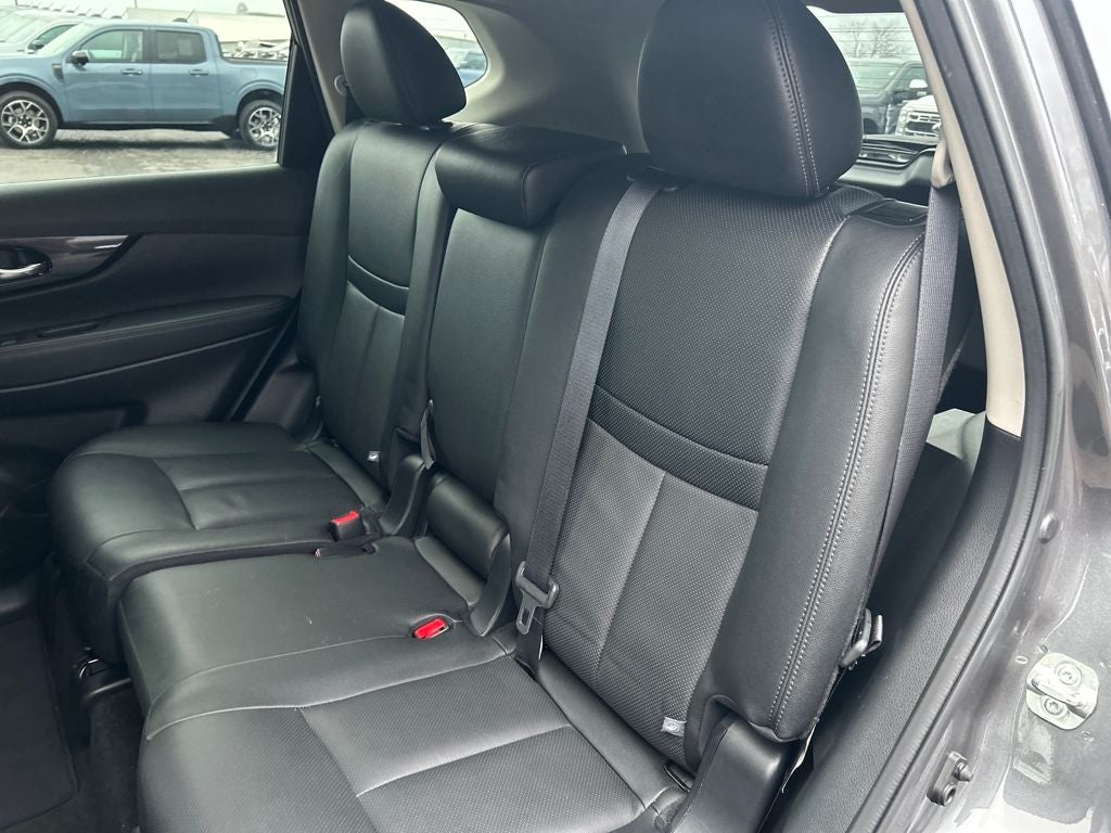 2020 Nissan Rogue SL