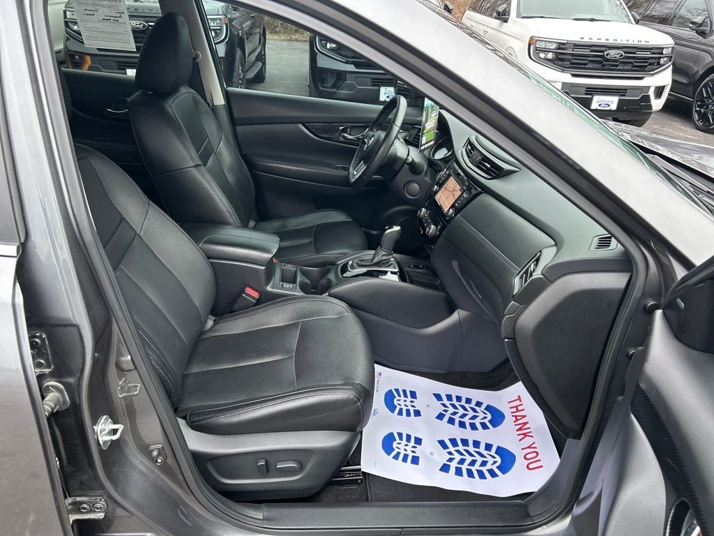 2020 Nissan Rogue SL