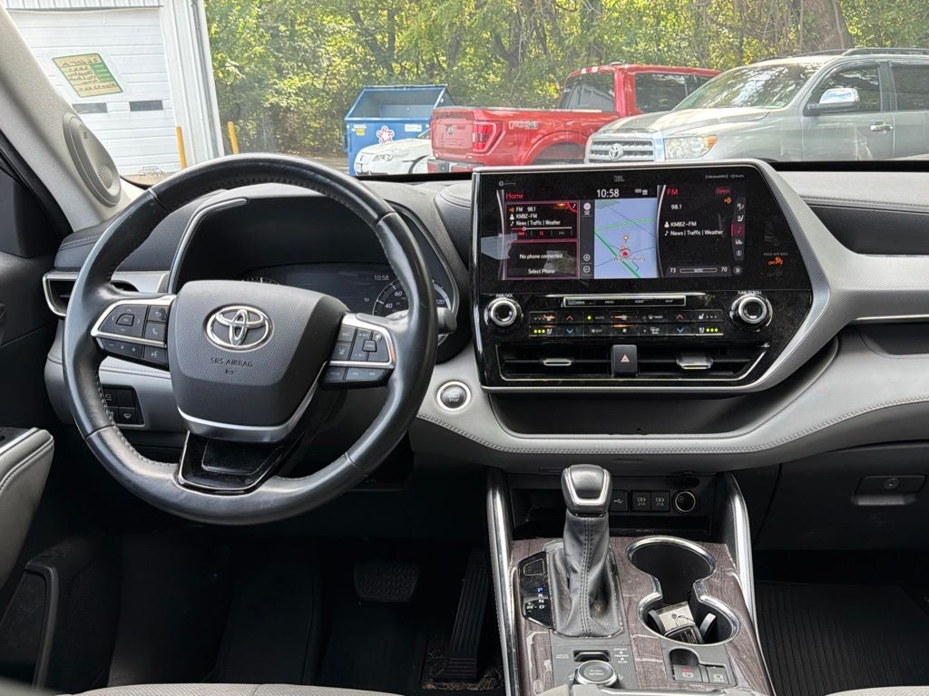2021 Toyota Highlander Platinum