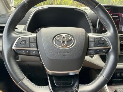 2021 Toyota Highlander Platinum