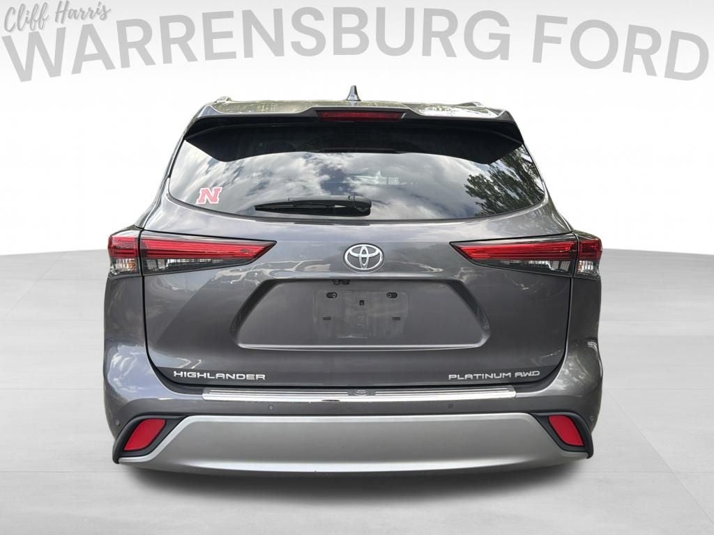 2021 Toyota Highlander Platinum