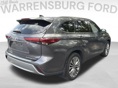 2021 Toyota Highlander Platinum