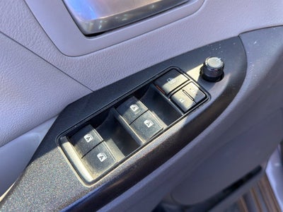 2019 Toyota Sienna LE 8 Passenger