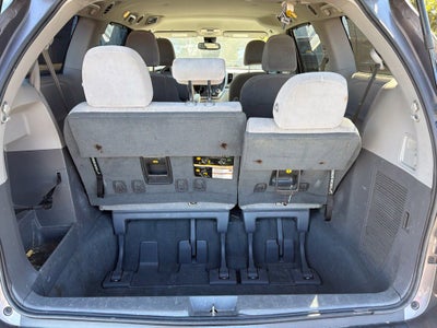 2019 Toyota Sienna LE 8 Passenger