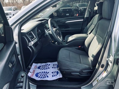 2015 Toyota Highlander LE