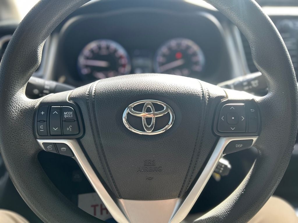 2015 Toyota Highlander LE