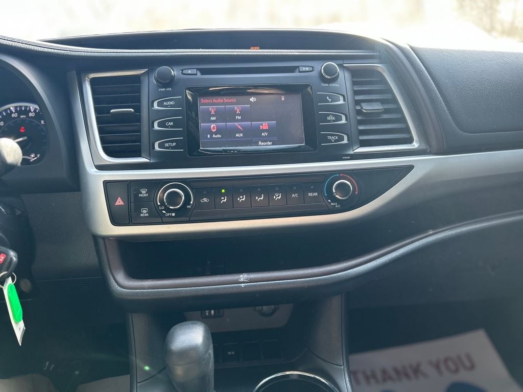 2015 Toyota Highlander LE