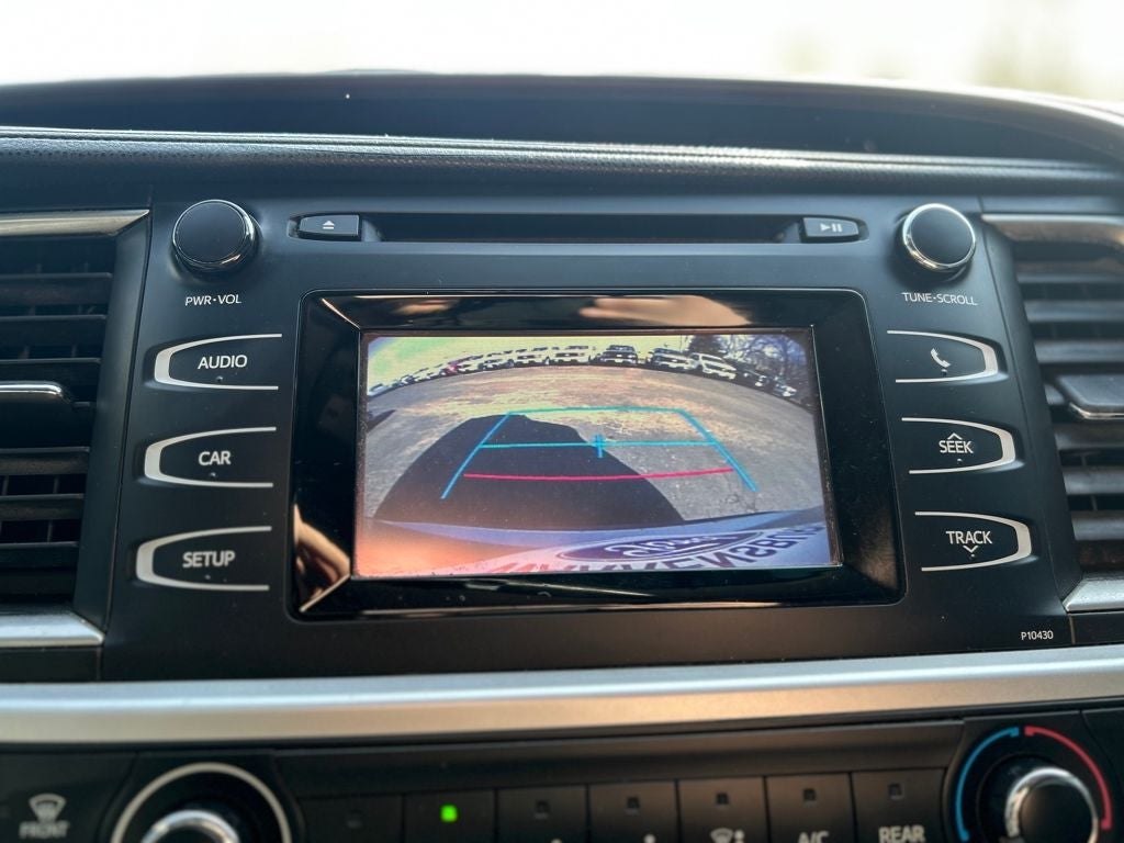 2015 Toyota Highlander LE