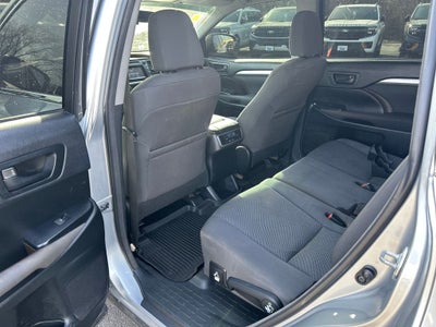 2015 Toyota Highlander LE