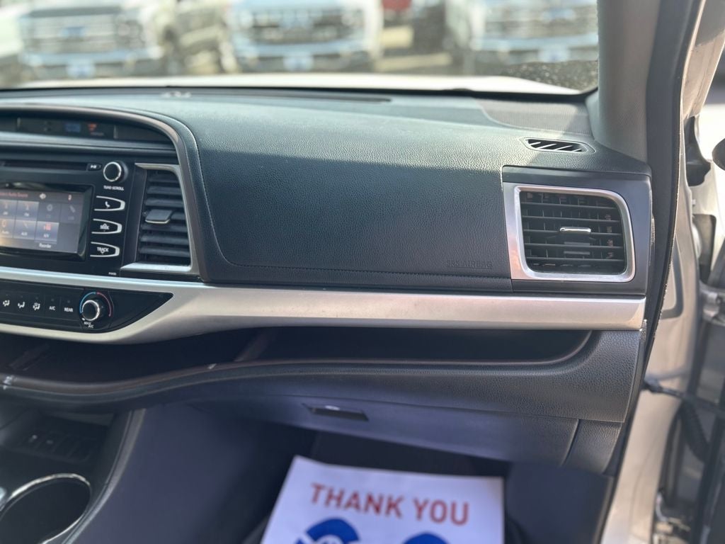 2015 Toyota Highlander LE