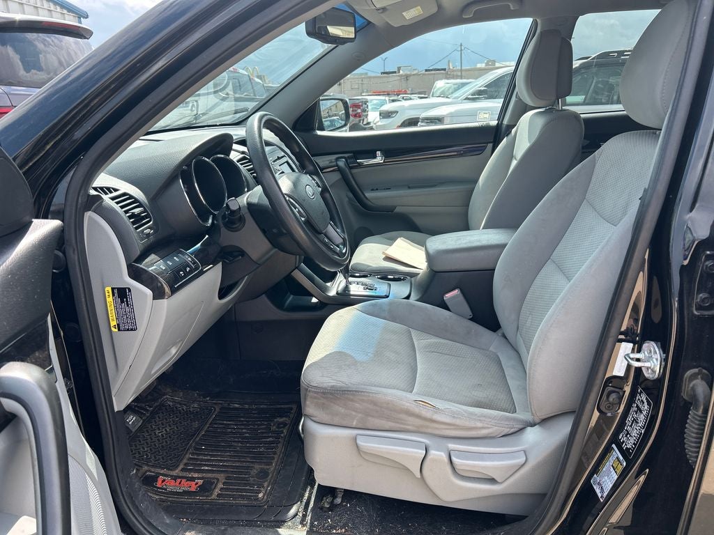 2011 Kia Sorento LX