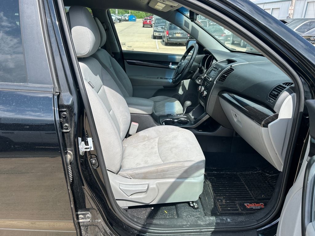 2011 Kia Sorento LX