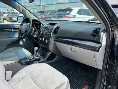 2011 Kia Sorento LX