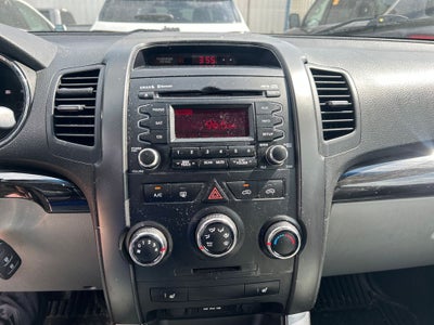 2011 Kia Sorento LX
