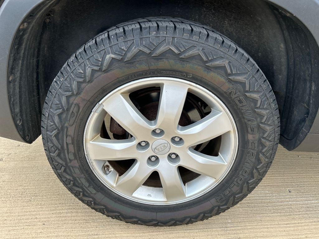 2011 Kia Sorento LX