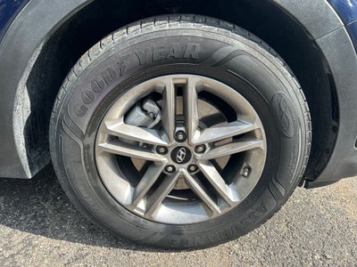 2017 Hyundai Santa Fe Sport 2.4 Base