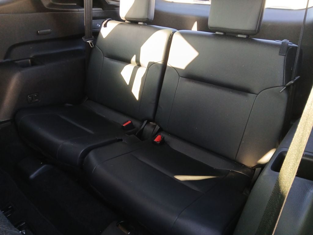 2022 Mitsubishi Outlander Base