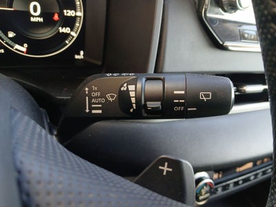 2022 Mitsubishi Outlander Base