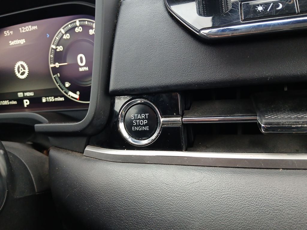 2022 Mitsubishi Outlander Base