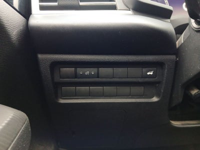 2022 Mitsubishi Outlander Base