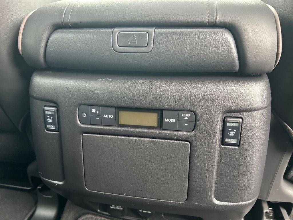 2022 Nissan Armada Platinum